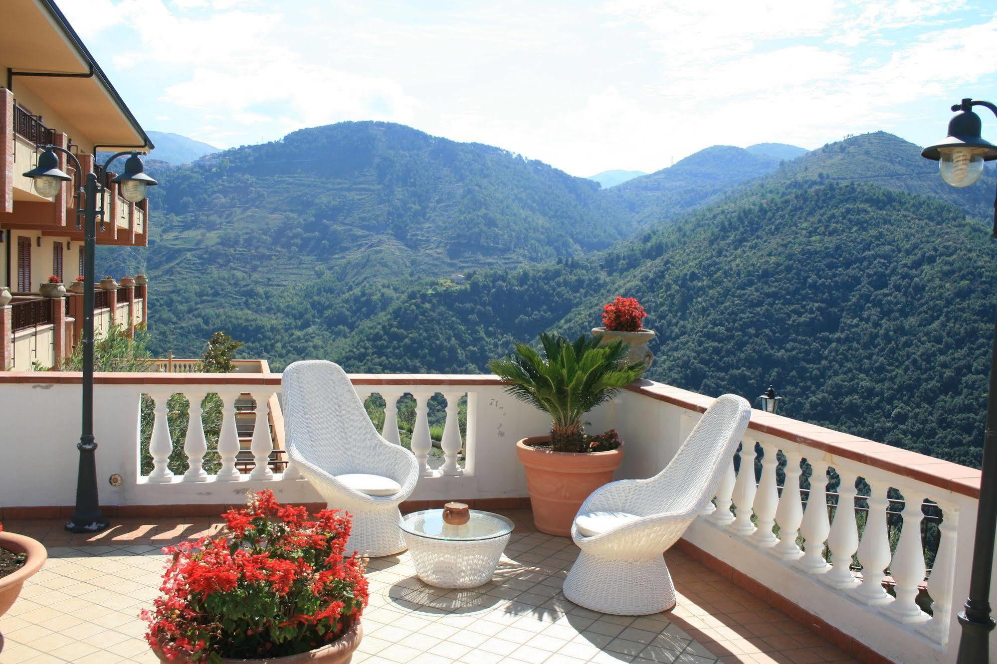 Hotel La Loggia Tortora Exterior photo